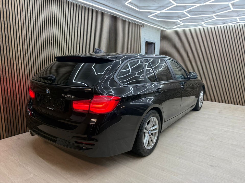 BMW 320d 2,0 Touring Advantage aut. 5d
