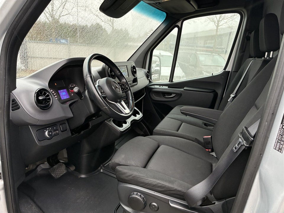 Mercedes Sprinter 317 2,0 CDi A2 Kassevogn aut. RWD