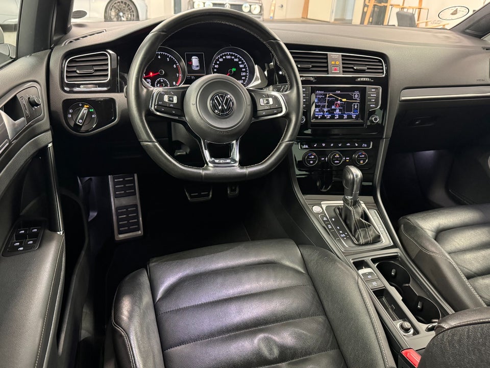 VW Golf VII 1,4 TSi 122 R-line DSG BMT 5d