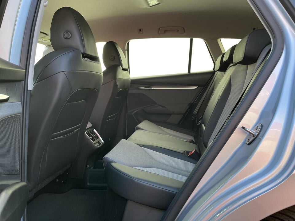 Skoda Enyaq 85 iV Loft 5d