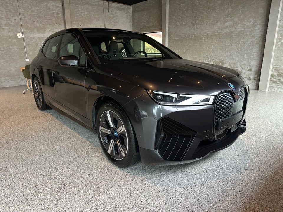 BMW iX xDrive50 Sport 5d
