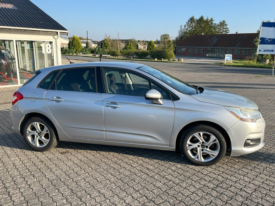 Citroën C4 1,6 VTi 120 Seduction 5d