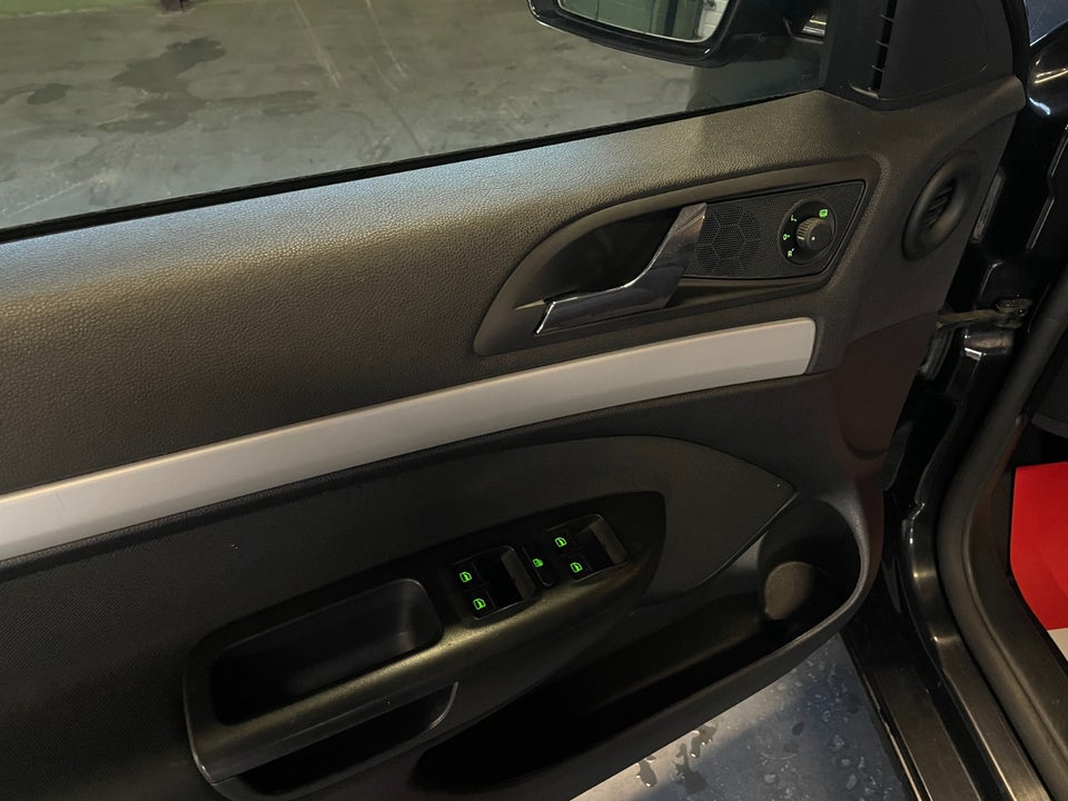 Skoda Octavia 1,8 TSi 160 Ambiente Combi 5d