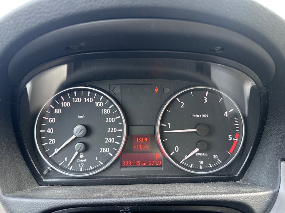 BMW 320d 2,0 Touring Steptr. 5d