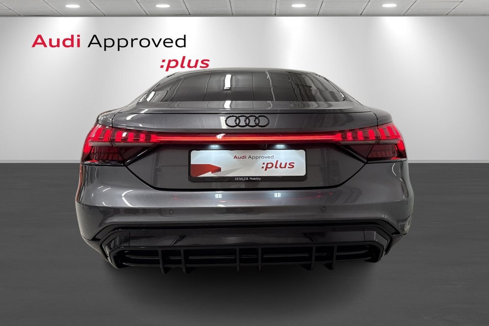 Audi e-tron GT pro quattro 4d