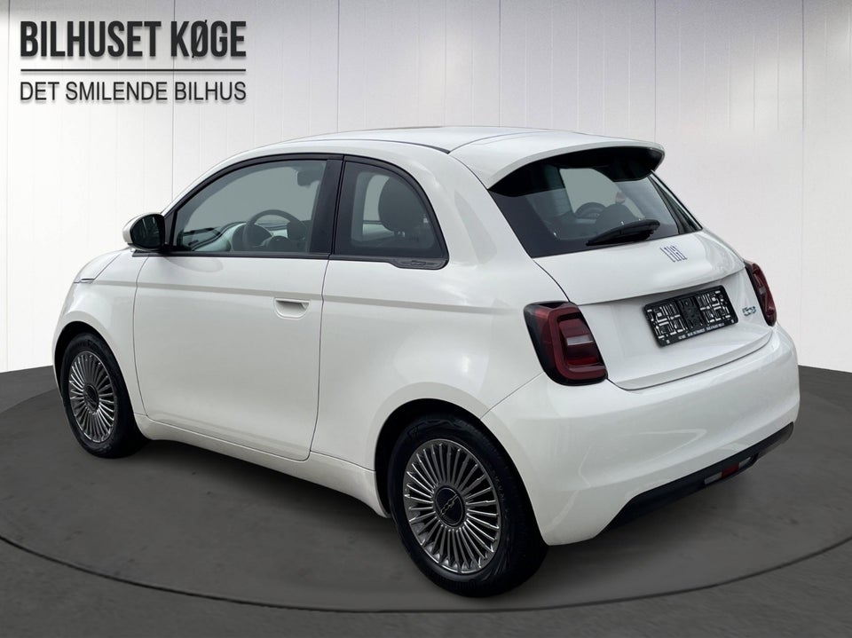 Fiat 500e 42 Icon 3d