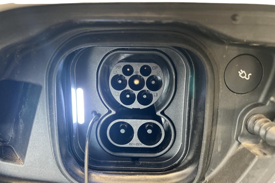 Volvo XC40 ReCharge Extended Range Core 5d