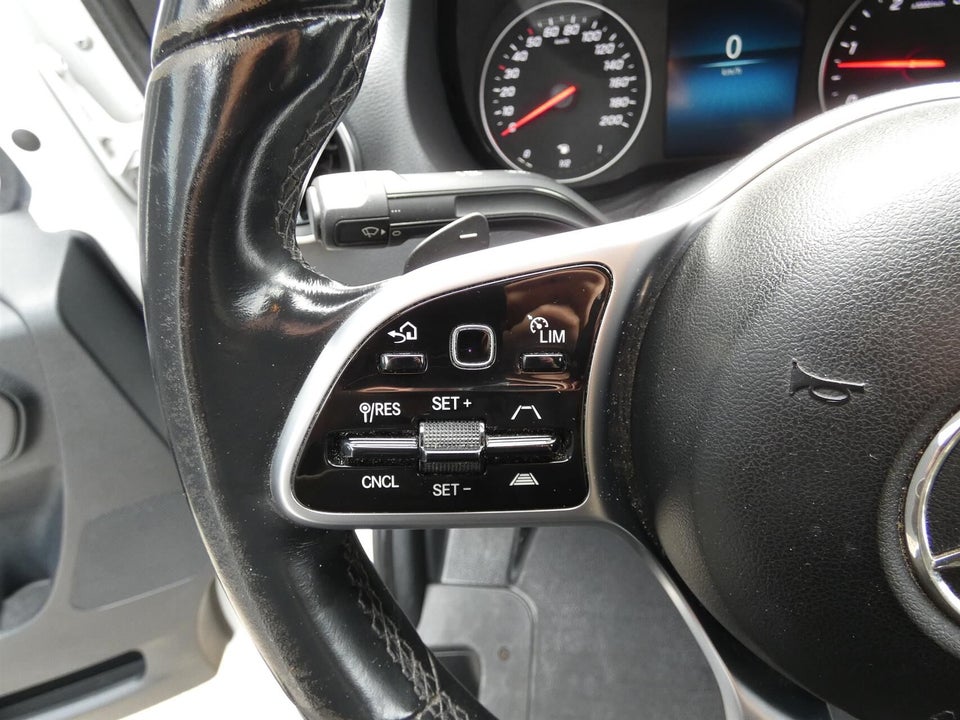 Mercedes Sprinter 319 3,0 CDi A2 Kassevogn aut. RWD
