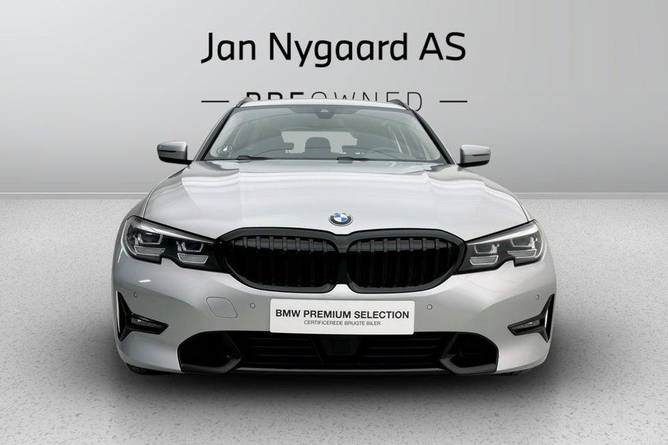 BMW 330e 2,0 Touring Sport Line aut. 5d