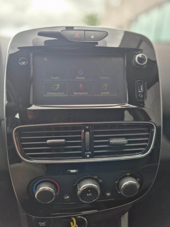 Renault Clio IV 1,5 dCi 90 Limited Sport Tourer 5d