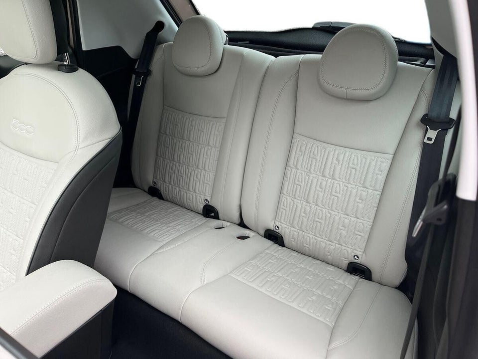 Fiat 500e 42 la Prima 3+1 4d