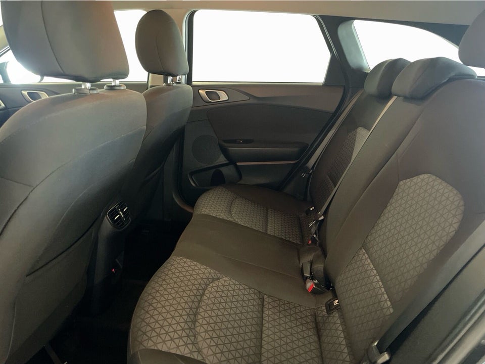 Kia Ceed 1,5 T-GDi Prestige SW DCT 5d