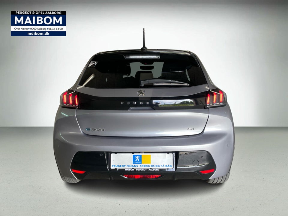 Peugeot e-208 50 GT 5d
