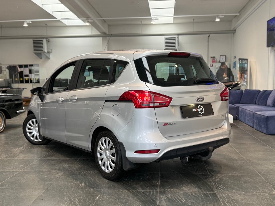 Ford B-MAX 1,0 SCTi 100 Titanium 5d