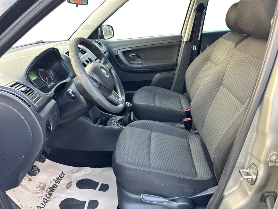 Skoda Fabia 1,6 TDi 90 Ambiente Combi 5d