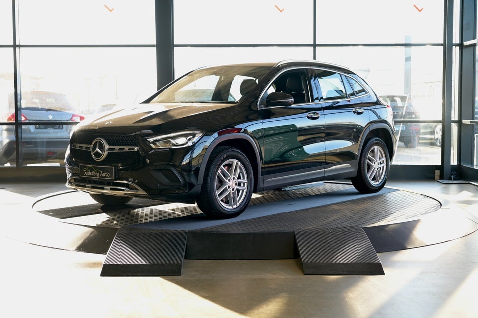 Mercedes GLA250 e 1,3 Progressive aut. 5d