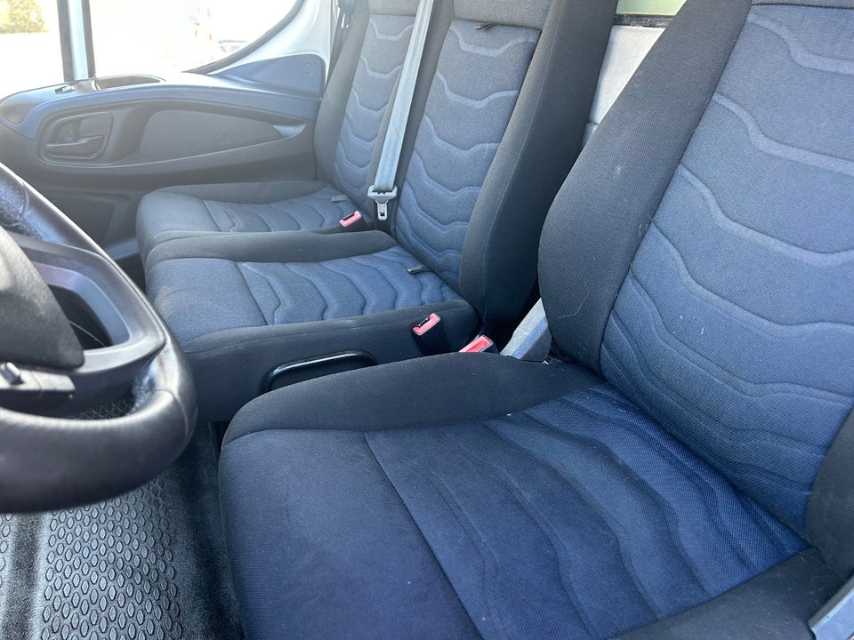 Iveco Daily 2,3 35S16 Alukasse m/lift AG8 2d