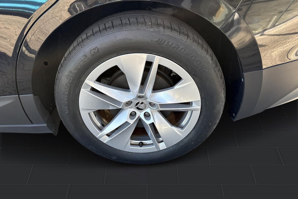 Skoda Enyaq 50 iV 5d