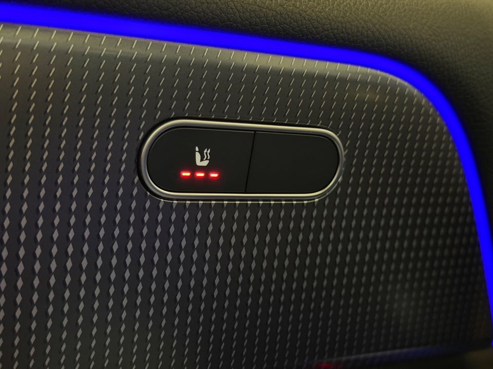 Mercedes EQB250 AMG Line 5d