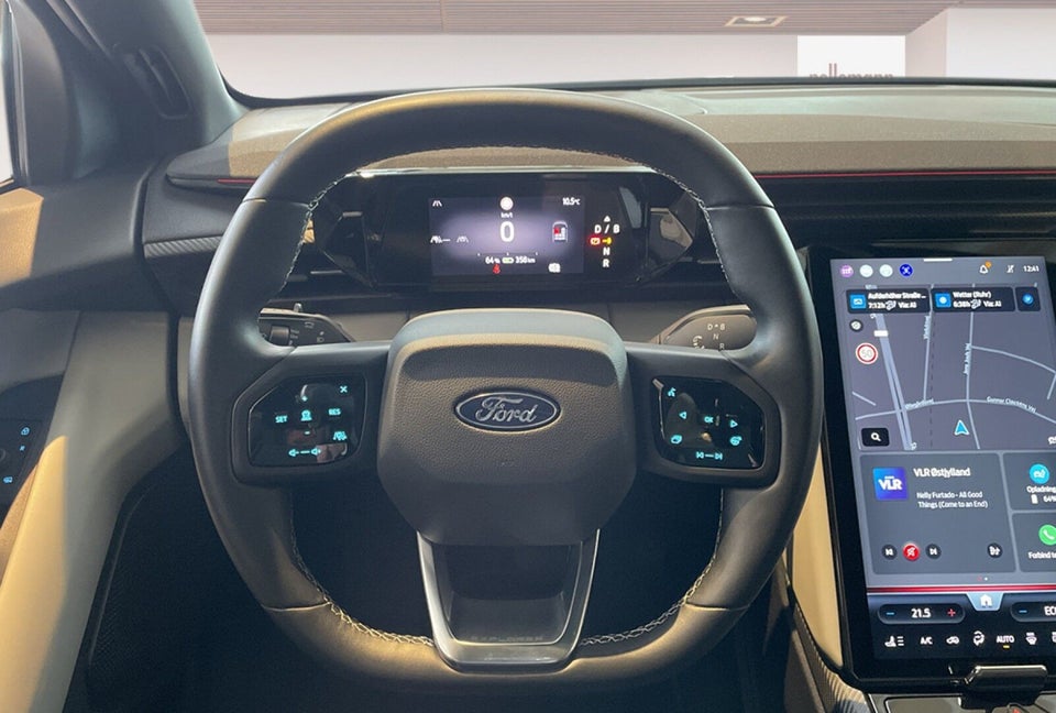 Ford Explorer 82 Premium Extended Range 5d