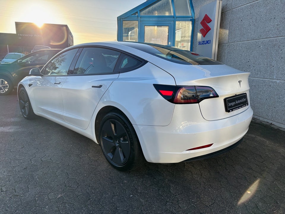 Tesla Model 3 Long Range AWD 4d