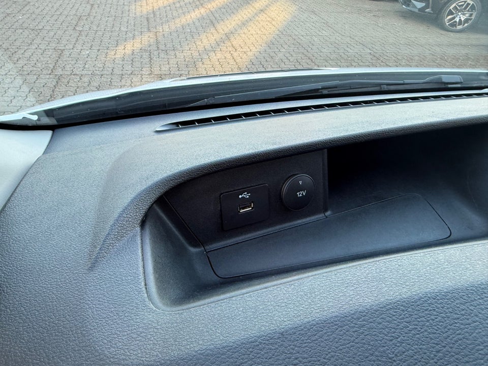 Ford Transit 350 L2 Van 2,0 TDCi 130 Trend H3 FWD