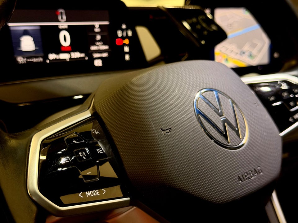 VW ID.4 77 1ST Pro 5d