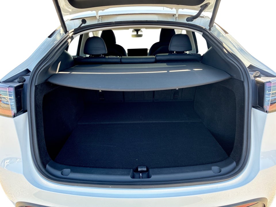 Tesla Model Y Long Range AWD 5d