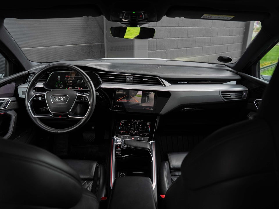 Audi e-tron 55 S-line quattro 5d