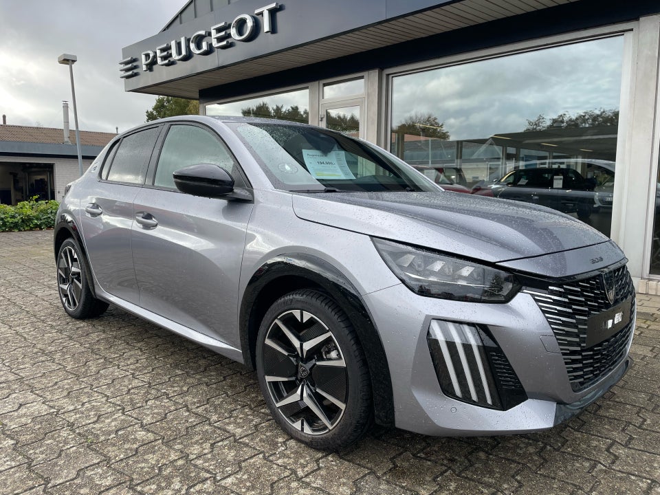 Peugeot e-208 50 GT 5d