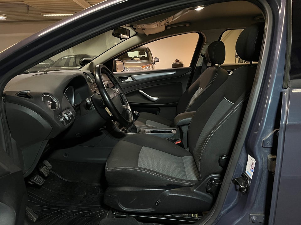 Ford Mondeo 2,0 TDCi 140 Collection stc. 5d