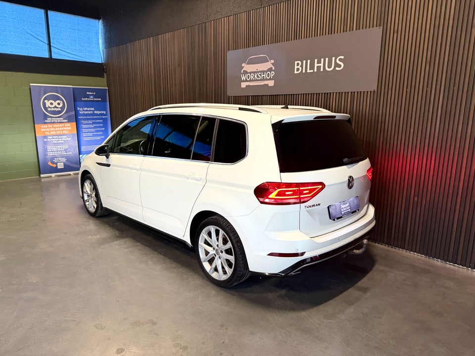VW Touran 1,6 TDi 115 Comfortline R-line DSG 7prs 5d