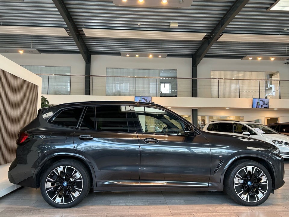 BMW iX3 Charged Plus M-Sport 5d