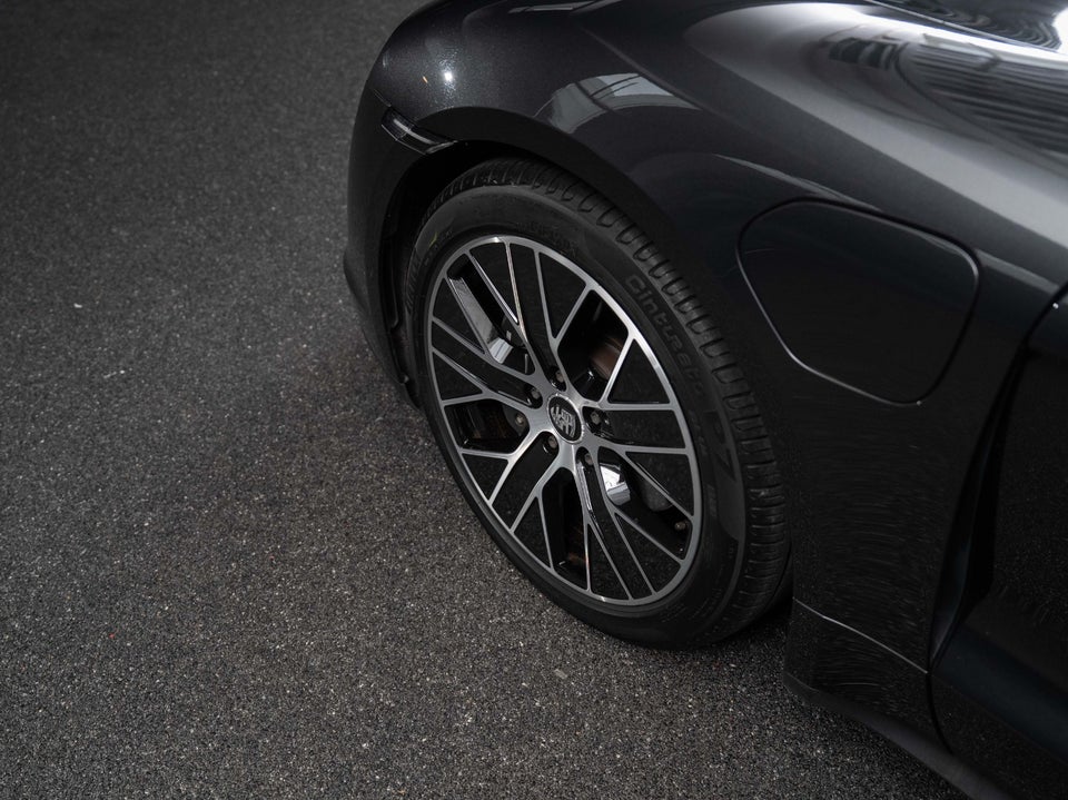Porsche Taycan Sport Turismo 5d