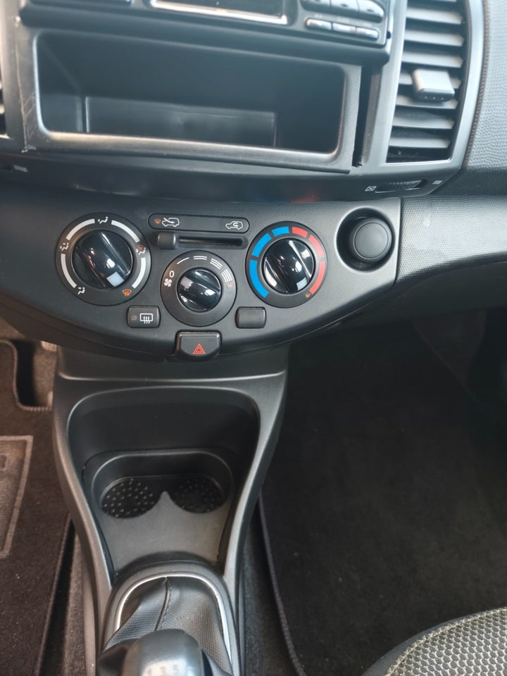 Nissan Micra 1,2 25th Anniversary 5d