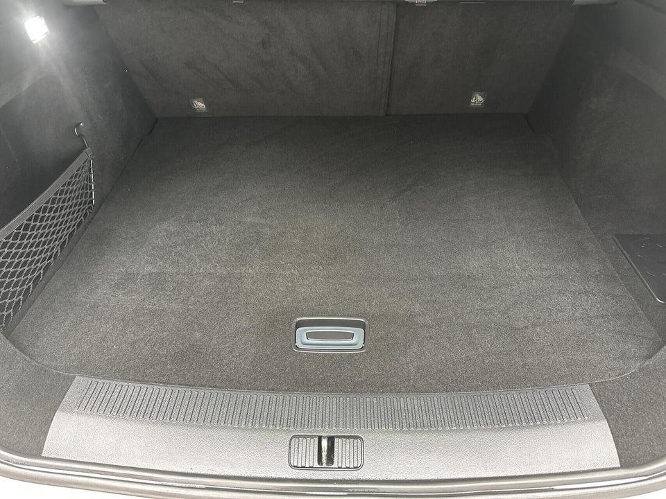 MG Marvel R Performance 5d