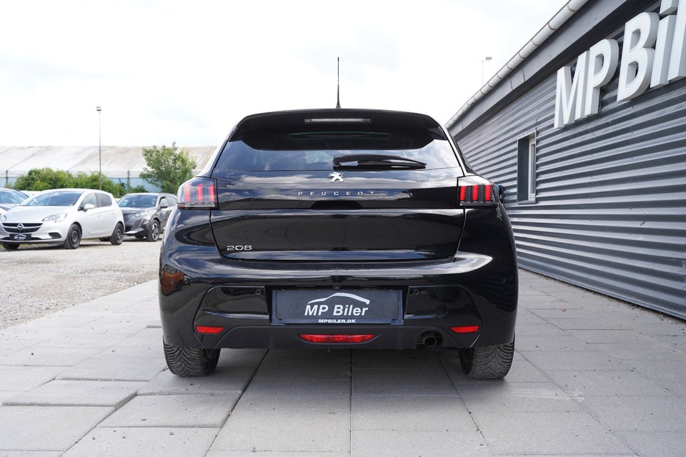 Peugeot 208 1,2 PureTech 100 Allure Sky 5d