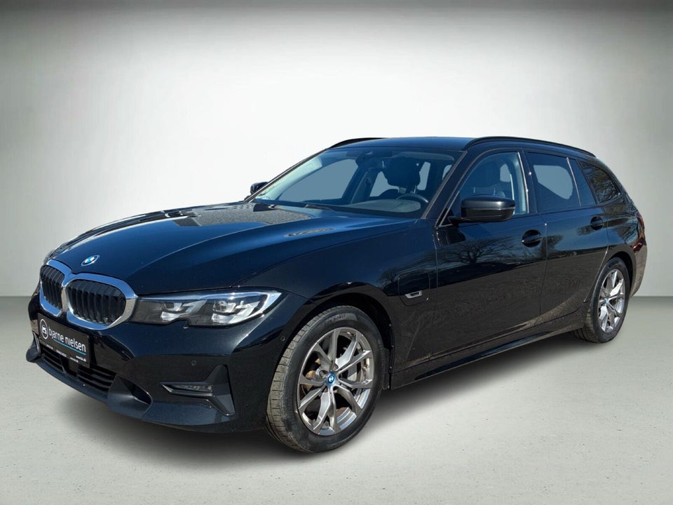 BMW 330e 2,0 Touring Sport Line aut. 5d
