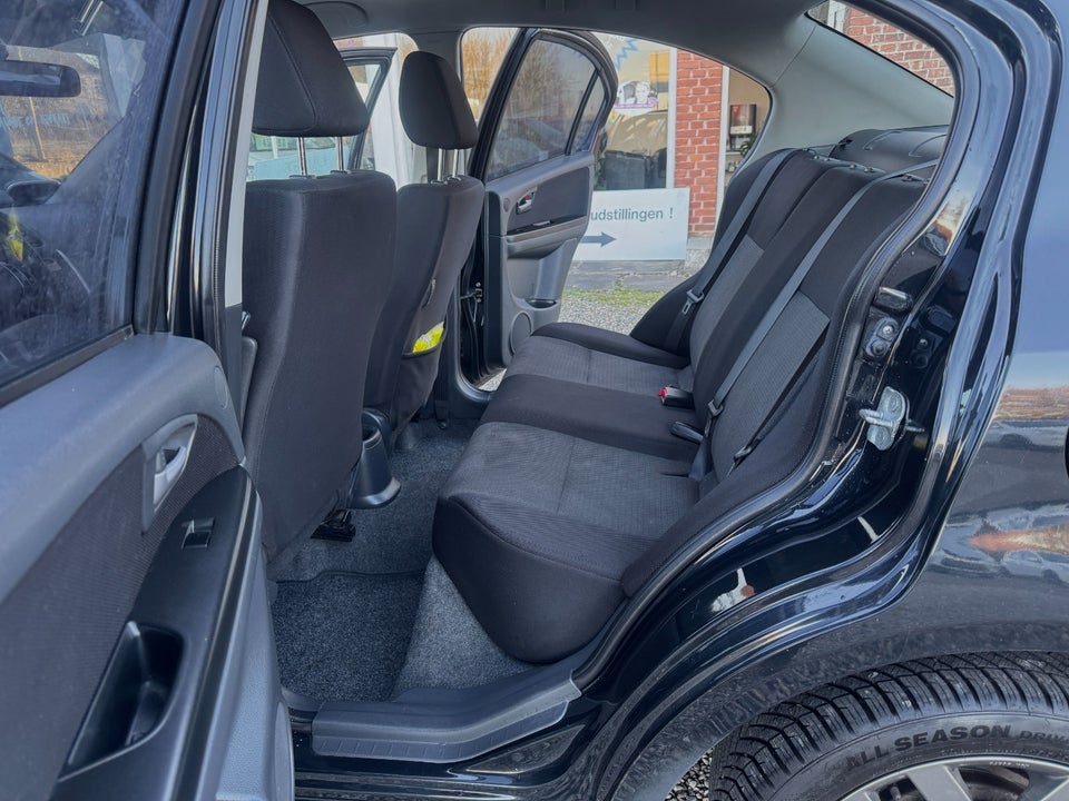 Suzuki SX4 1,6 GL-J 4d