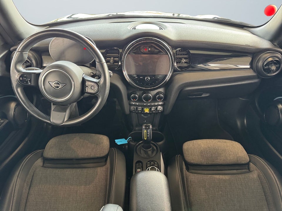 MINI Cooper SE Classic 3d