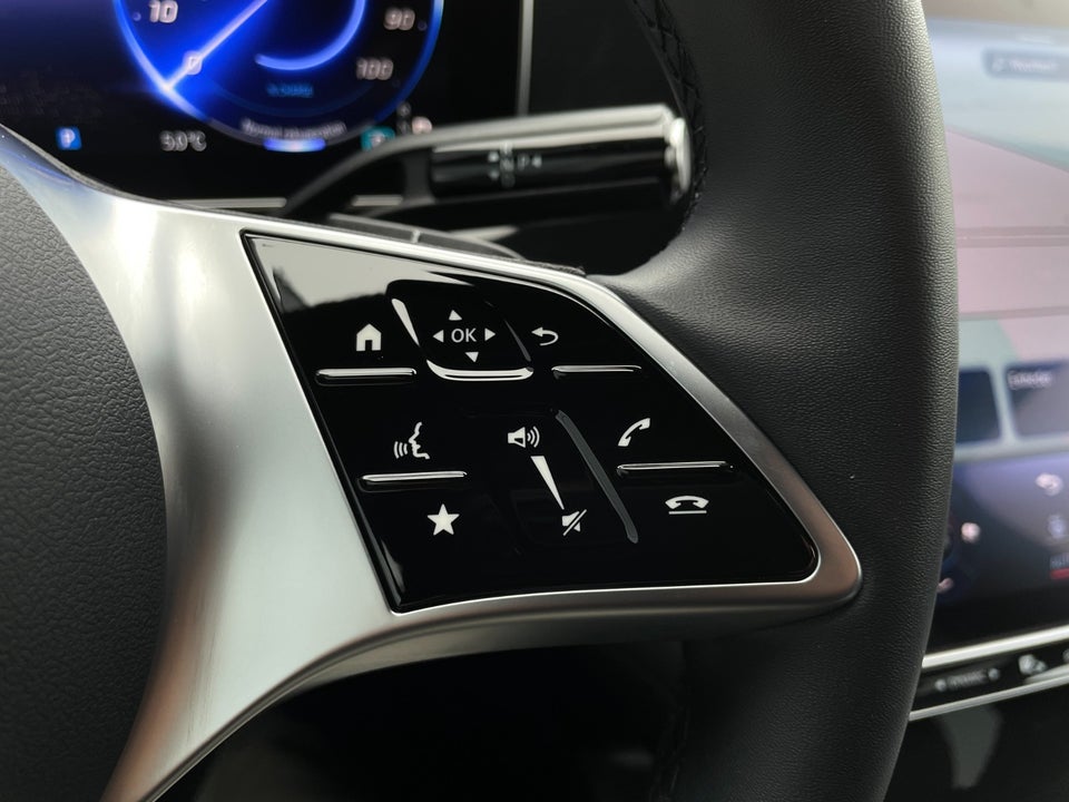 Mercedes EQE350 AMG Line 4d