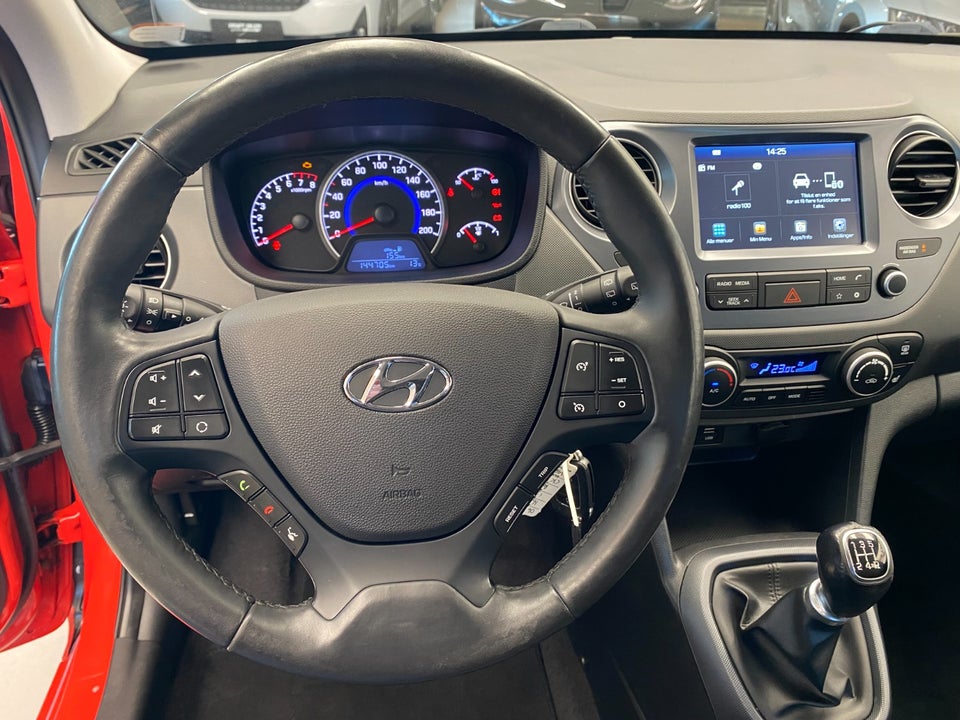 Hyundai i10 1,0 Touch 5d