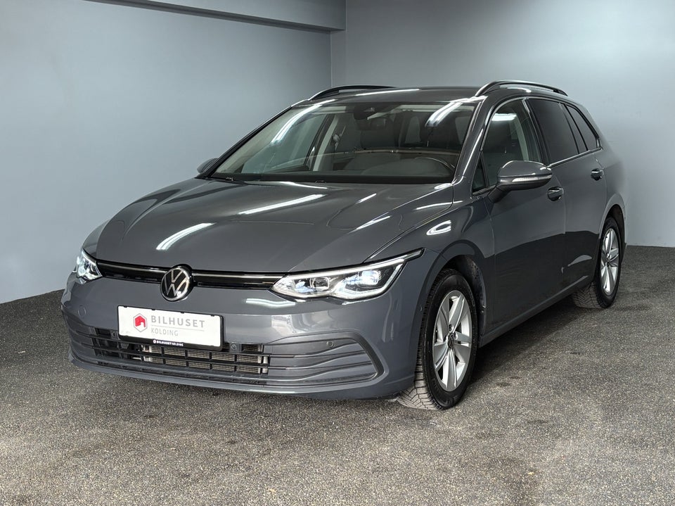 VW Golf VIII 1,5 eTSi 130 Life Variant DSG 5d