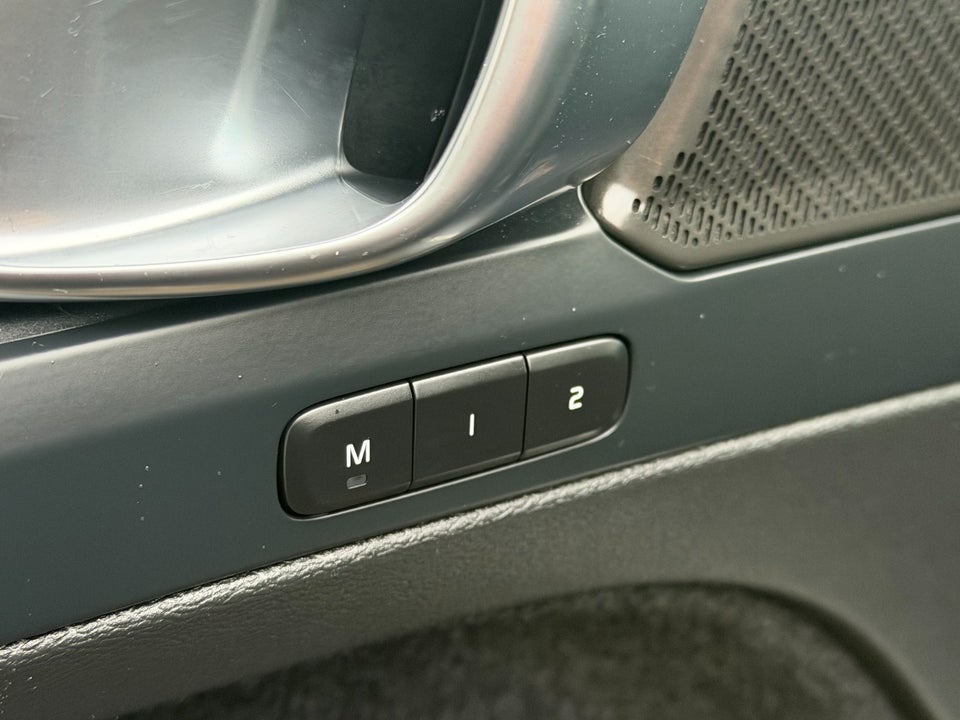 Volvo XC40 ReCharge Extended Range Ultimate 5d