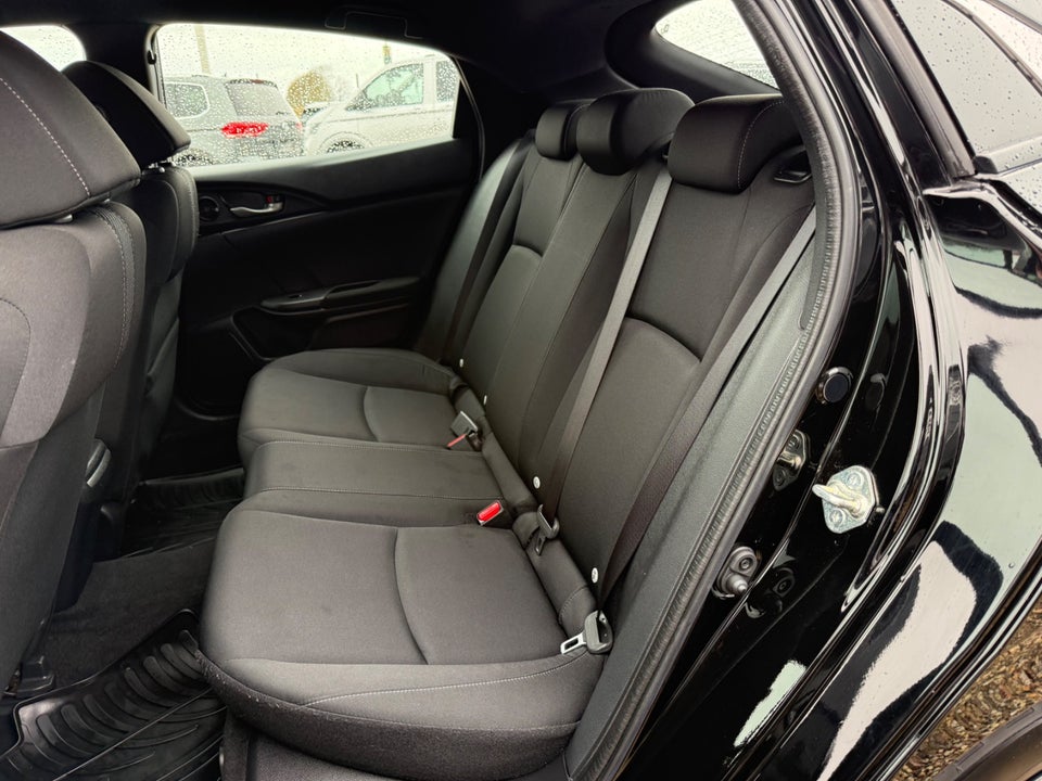 Honda Civic 1,0 VTEC Turbo Comfort CVT 5d