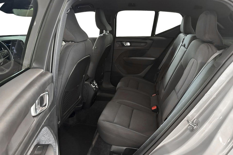 Volvo EX40 Extended Range Plus 5d