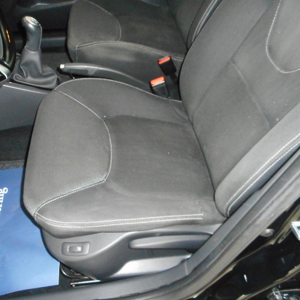 Renault Clio IV 1,5 dCi 75 Expression Navi Style Sport Tourer 5d