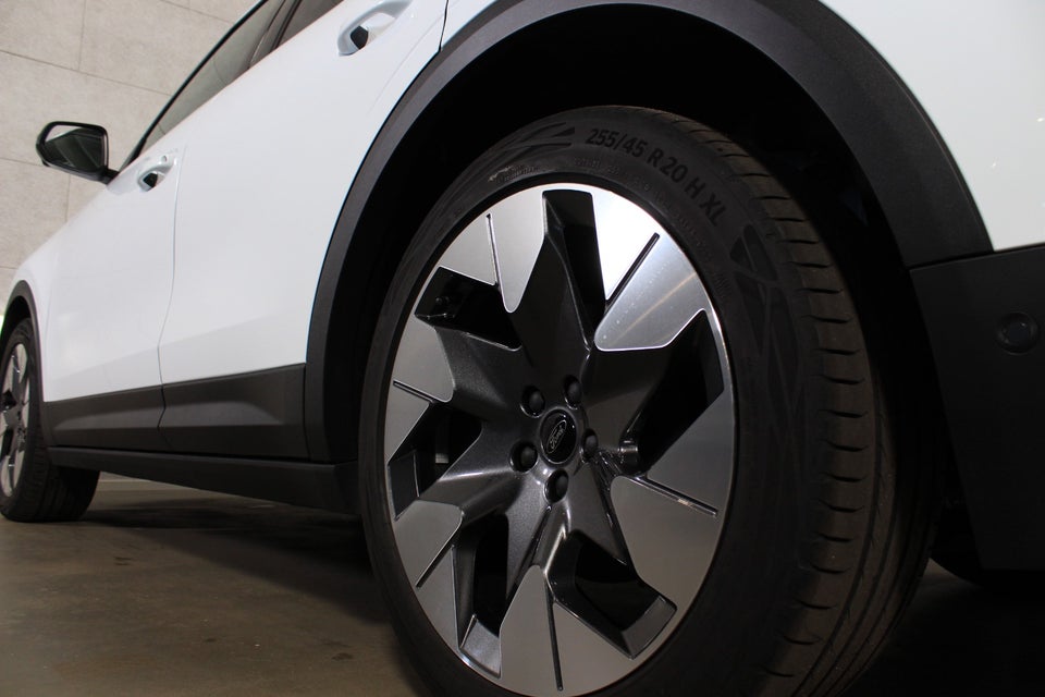 Ford Explorer 82 Premium Extended Range 5d