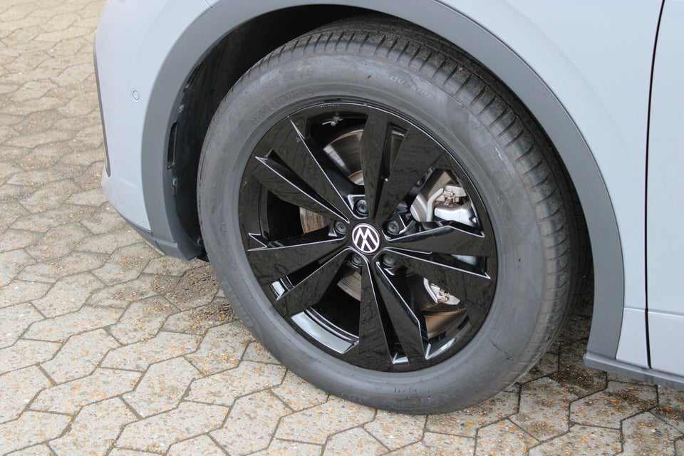 VW ID.5 77 Style 5d
