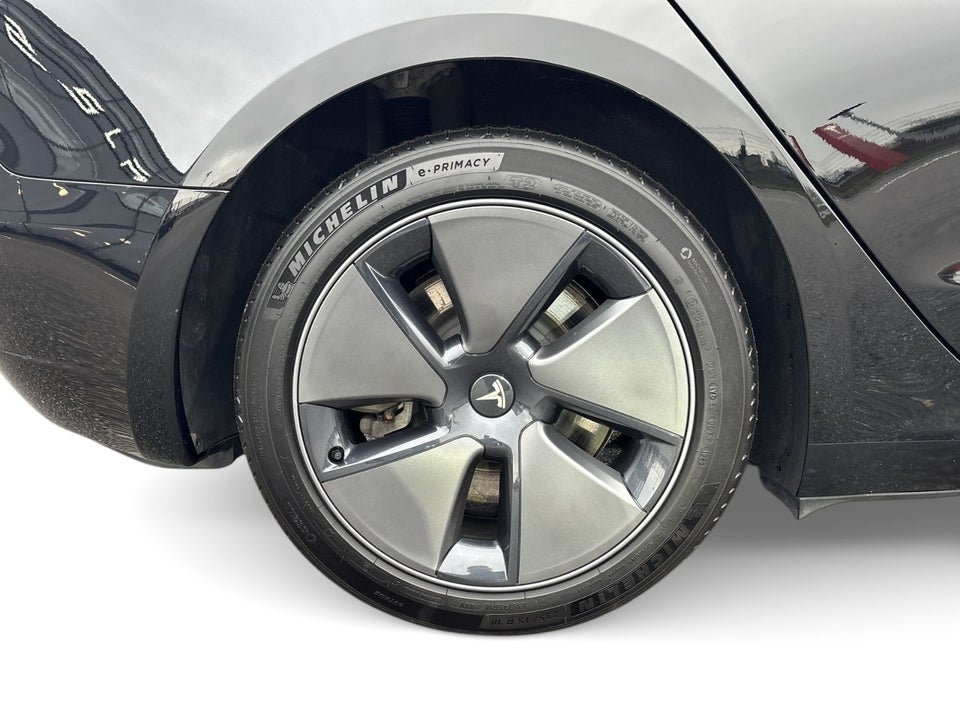 Tesla Model 3 RWD 4d